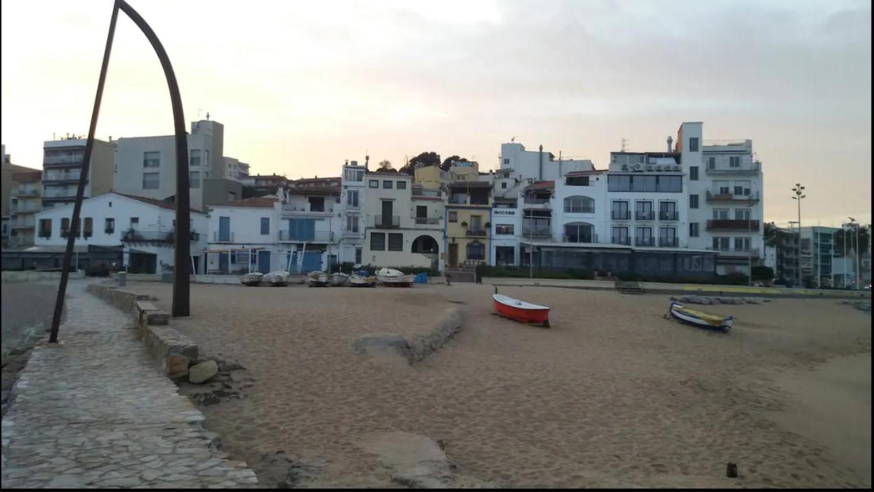 Apartamento Primera Linea De Mar Enjoy The View بلانيس المظهر الخارجي الصورة